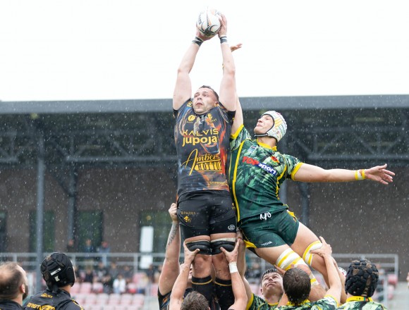 Dramatiškuose ir lietinguose regbio „Top“ lygos mūšiuose – šiauliečių pergalės